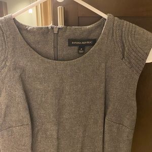 Gray dress banana republic w shoulder detailing